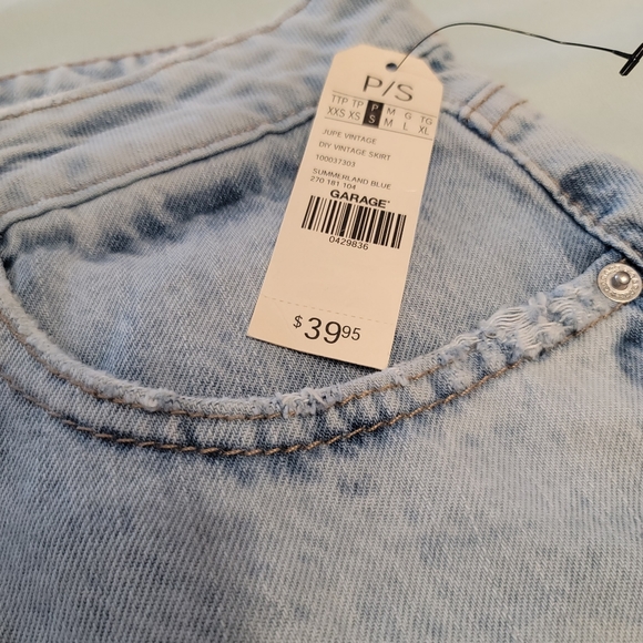 GARAGE Denim Skirt ✨ - Picture 4 of 5